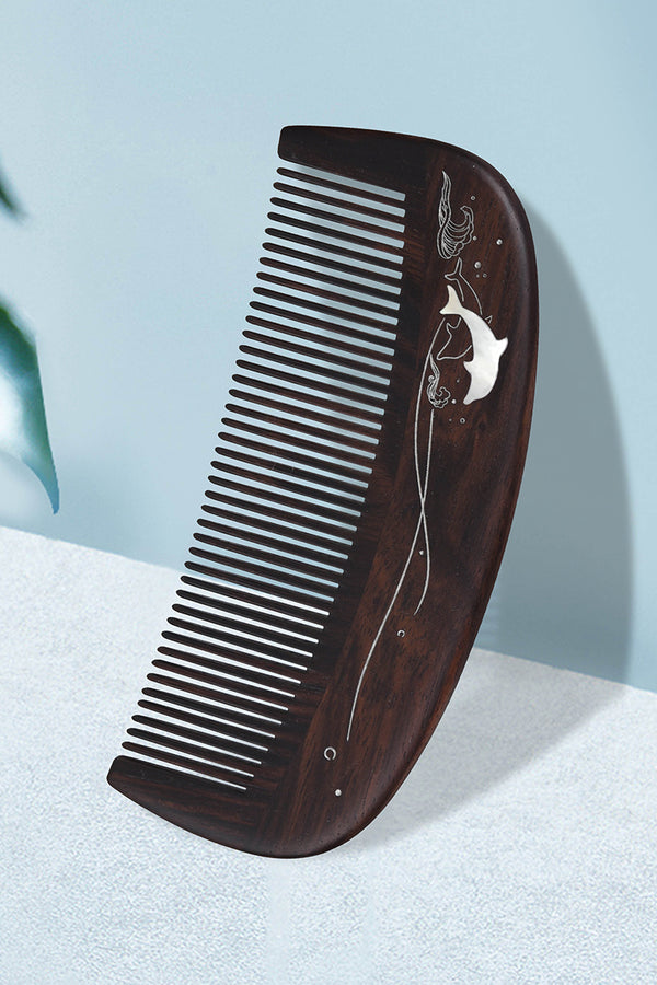 Seashell Dolphin Wooden comb